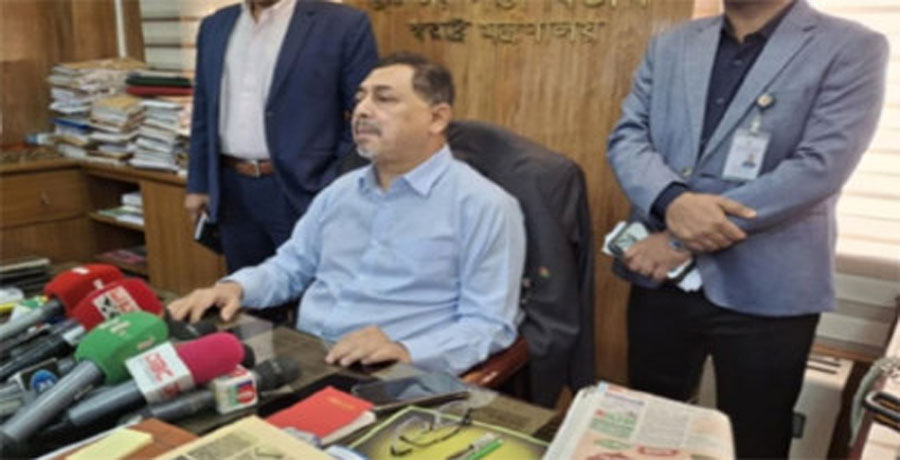 ভারী বুট পরা পুলিশ কিশোর গ্যাংয়ের পেছনে দৌড়াতে পারে না: স্বরাষ্ট্রসচিব