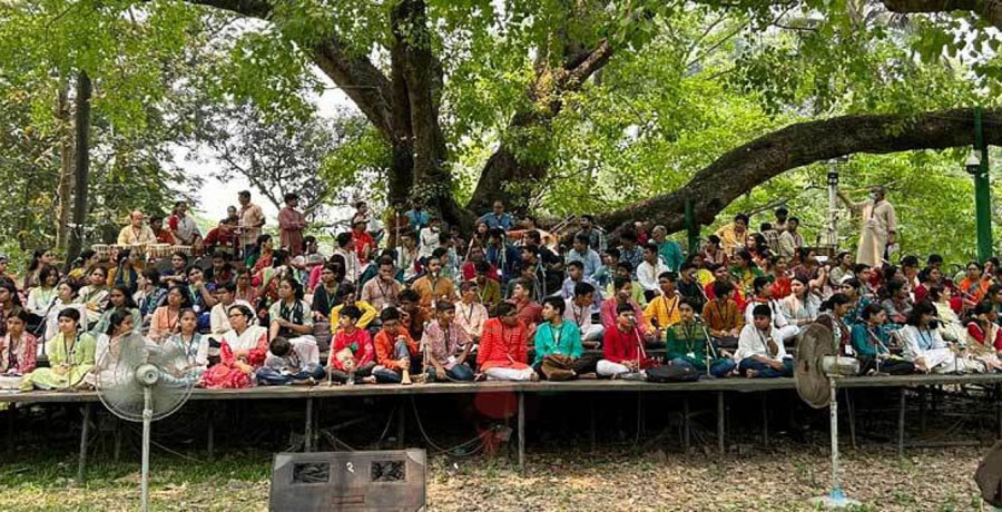প্রস্তুত রমনা বটমূল, গান-কবিতায় হবে বর্ষবরণ
