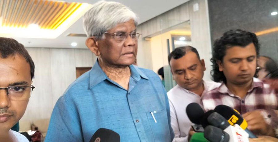 ধার করে, টাকা ছাপিয়ে বাজেট বাস্তবায়ন করবো না: অর্থ উপদেষ্টা