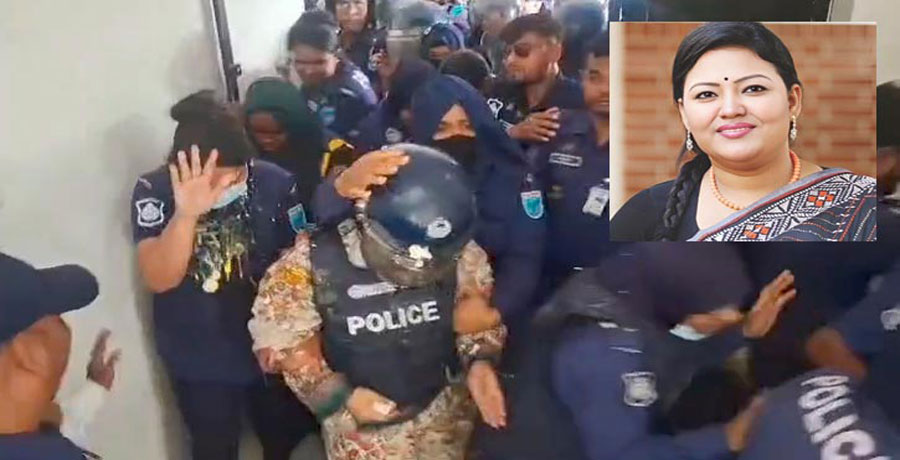 আদালতে মমতাজকে ডিম-জুতা নিক্ষেপ