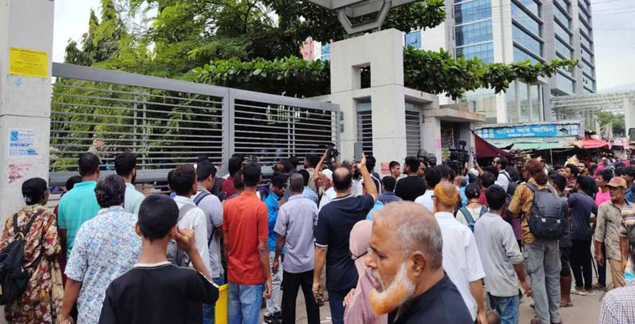 চক্ষুবিজ্ঞানে কর্মবিরতি: জুলাইয়ের আহতদের সঙ্গে কর্মচারীদের মারামারি