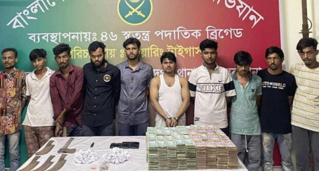  মো.পুরে জেনেভা ক্যাম্পে মাদক বিক্রির আড়াই কোটি টাকাসহ গ্রেপ্তার ১০