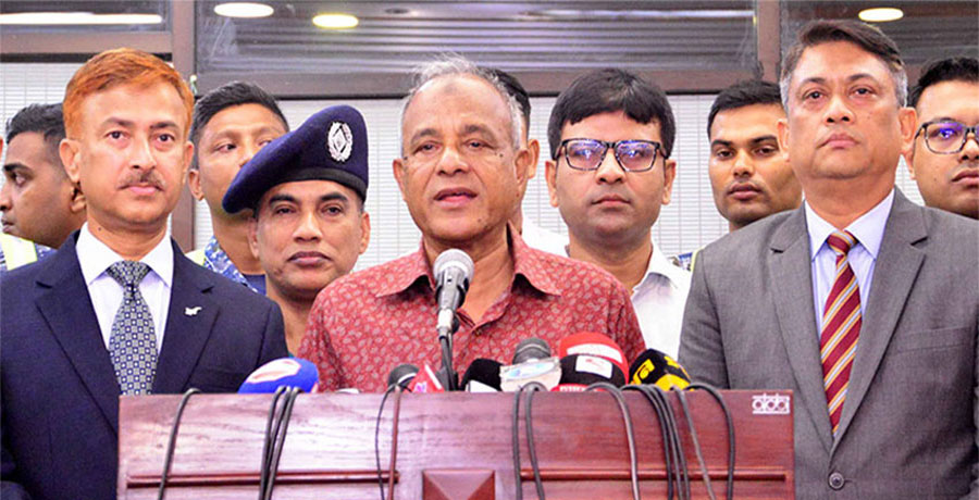 প্রয়োজনে গোপালগঞ্জে মরদেহ তুলে ময়নাতদন্ত করা হবে: স্বরাষ্ট্র উপদেষ্টা