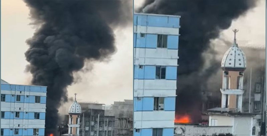 শেওড়াপাড়ায় মেট্রো স্টেশনের পাশের ভবনে আগুন