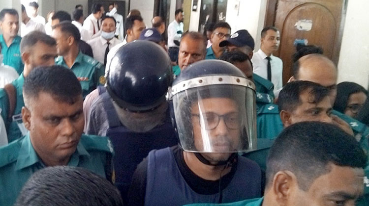  পলক,মনিরুল,পুলিশের সাবেক দুই কর্মকর্তাকে  গ্রেপ্তার দেখানো হয় 