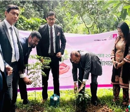 তারুণ্যের উৎসব উপলক্ষে পদ্মা ব্যাংকের বৃক্ষরোপণ