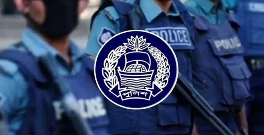 ৯ পুলিশ পরিদর্শককে বাধ্যতামূলক অবসর ও পলাতক ৪০ কর্মকর্তার পদক প্রত্যাহার