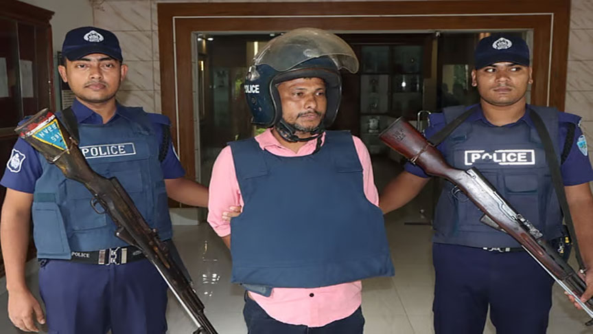   বান্দরবানে ছিনতাইয়ে জড়িত পরিসংখ্যান কার্যালয়ের গাড়িচালক গ্রেপ্তার