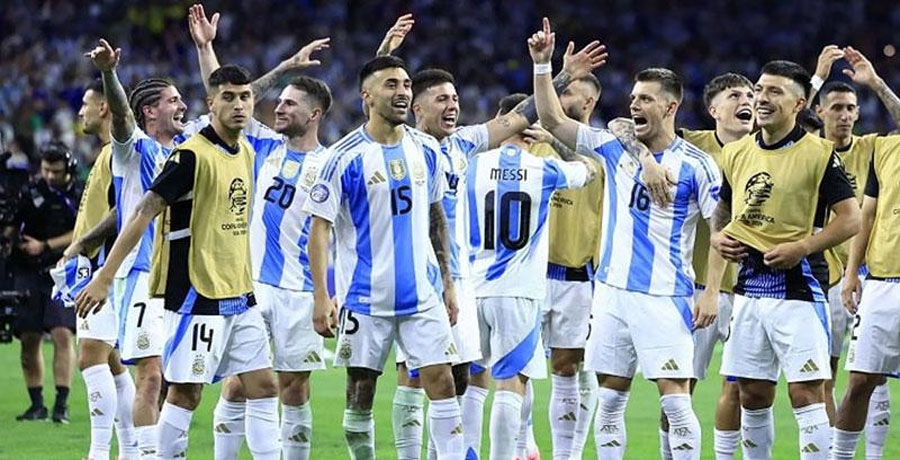 মেসিকে নিয়েই আর্জেন্টিনার দল ঘোষণা, বাদ এনজো