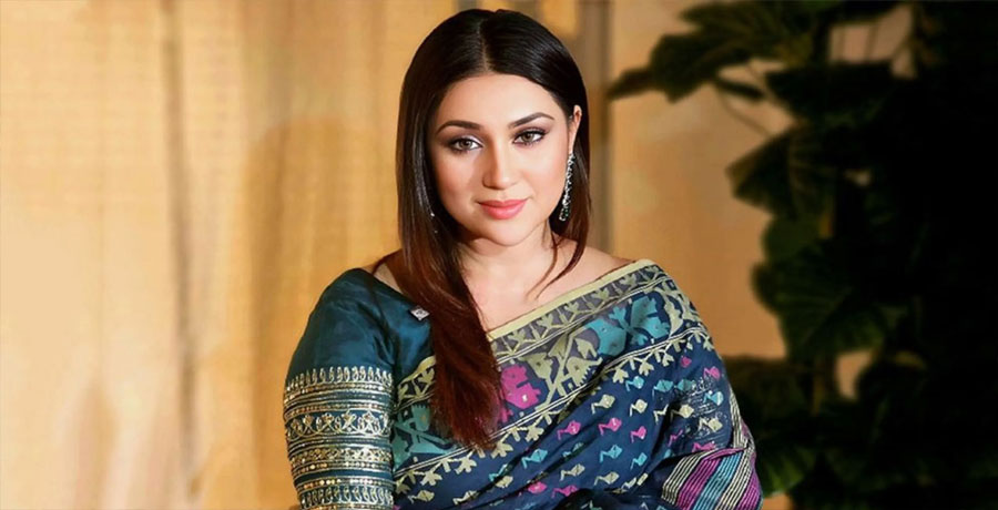 চরম অর্থকষ্টে ভুগেছেন অপু বিশ্বাস, বিক্রি করে দেন সব গহনা!