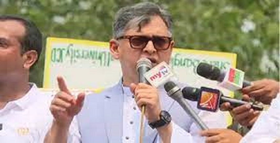 আওয়ামী কর্মীরা এক জায়গায় বলে জয়, দেড় মাইল দূরে গিয়ে বলে বাংলা : সালাহউদ্দিন