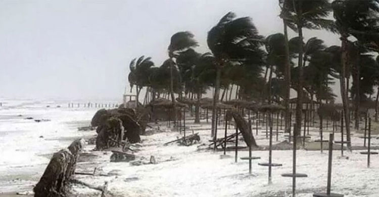  হঠাৎ সাগরে ফের লঘুচাপ, বাড়ছে বৃষ্টি