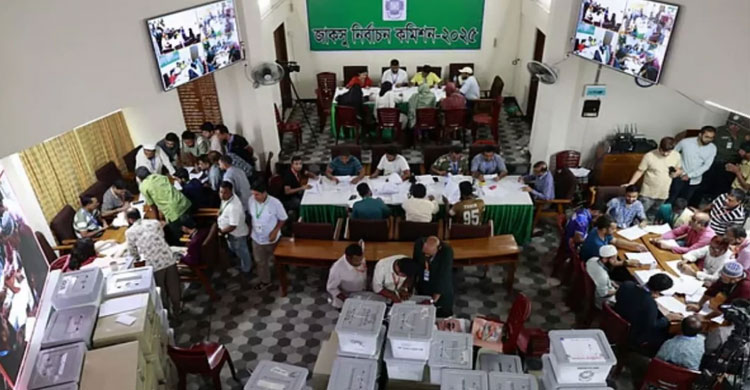 জাকসু নির্বাচনের চূড়ান্ত ফল ঘোষণায় রাত ১১টা লাগবে : নির্বাচন কমিশন