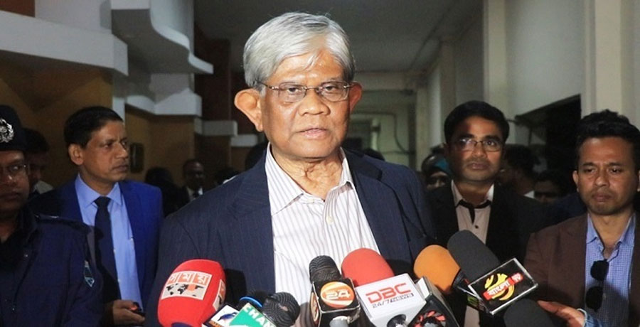 হাজার কোটি টাকার মালিকদের নেই শান্তি, পালিয়ে বেড়াচ্ছেন: অর্থ উপদেষ্টা