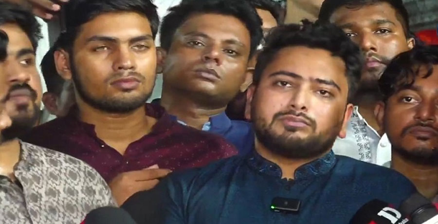 হিন্দুরা যেন নিরাপদ বোধ করে, তা নিশ্চিত করতে হবে সরকারকে: নাহিদ