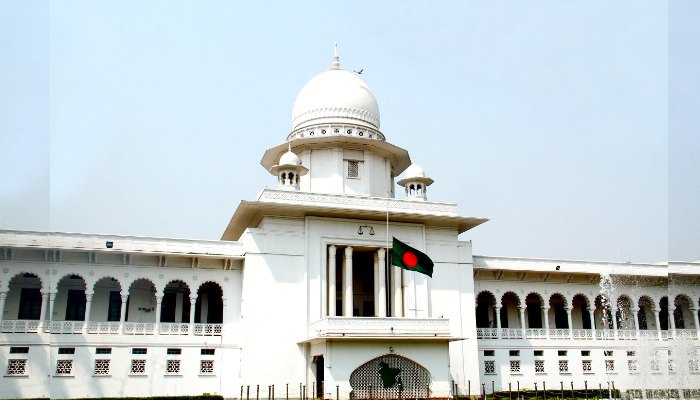 মানবতাবিরোধী অপরাধ: হানিফসহ ৪ আসামির বিরুদ্ধে অভিযোগ দাখিল