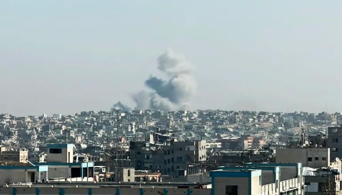 গাজায় যুদ্ধবিরতি লঙ্ঘন করে ইসরাইলের হামলা অব্যাহত
