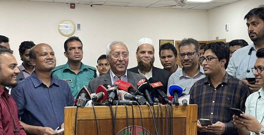 ৩০০ আসনে ভোটগ্রহণের জন্য চূড়ান্ত হয়েছে ৪২ হাজার ৭৬১ কেন্দ্র