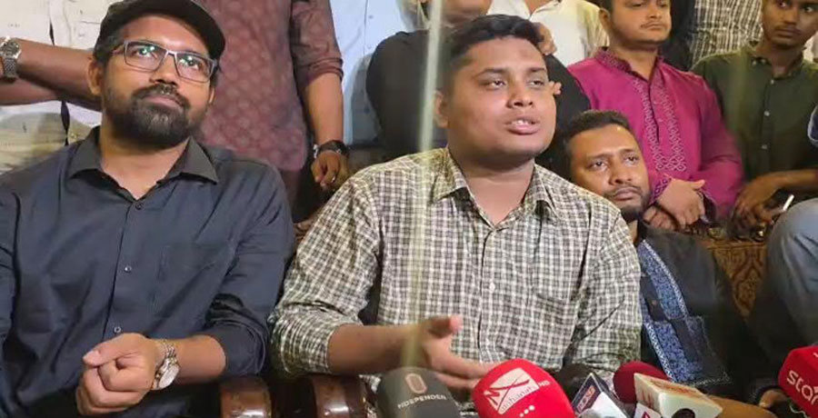 স্বেচ্ছাচারিতায় লিপ্ত ইসি, ভেতরে দলে দলে বিভক্তি: হাসনাত