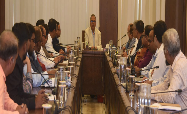  দায়িত্ব গ্রহণের শুরুতেই কর্মকর্তাদের সতর্ক বার্তা দিলেন,ডিএসসিসির  নতুন প্রশাসক