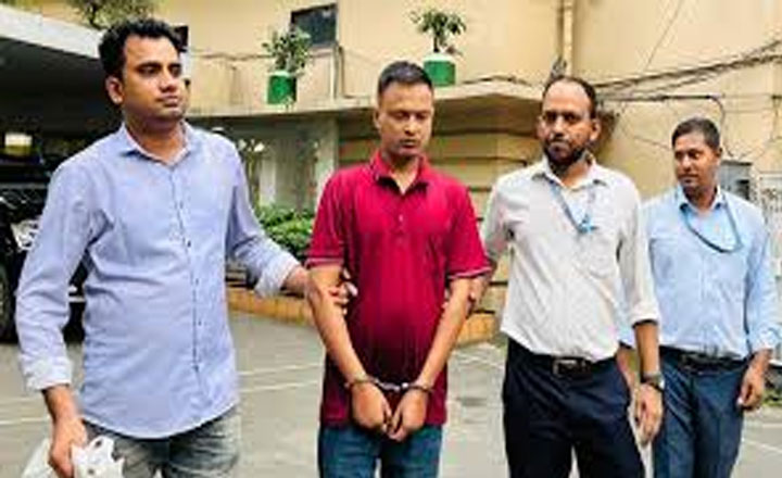 খালেদা জিয়ার ভুয়া সামরিক উপদেষ্টা মাফতুল দুদকে গ্রেপ্তার