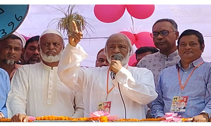  ক্ষুদিরাম পালায়নি কিন্তু হাসিনা পালিয়েছেন: মঈন খান