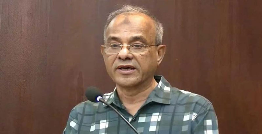 সড়কে পাশে জ্বালানি তেল বিক্রি সাময়িক বন্ধ, জানালেন স্বরাষ্ট্র উপদেষ্টা