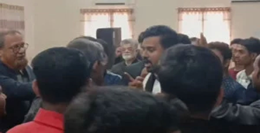 ‘নিজামী-গোলাম আযমকে’ দেশপ্রেমিক বলায় শিবির-ছাত্রদলের বিরোধ