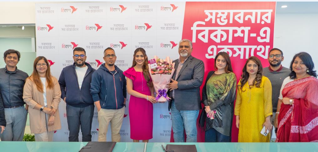 আবারও বিকাশ এর ব্র্যান্ড এনডোর্সার হলেন মেহজাবীন
