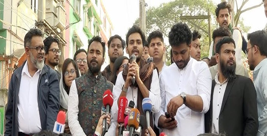 ১১ দলীয় জোটের প্রার্থীদের বীরত্ব ও মুক্তির প্রতীক বললেন আসিফ মাহমুদ